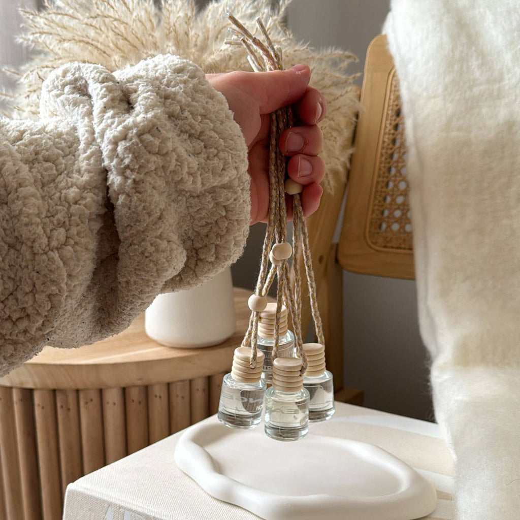Studio Akiyo Hanging Car Diffuser product detail