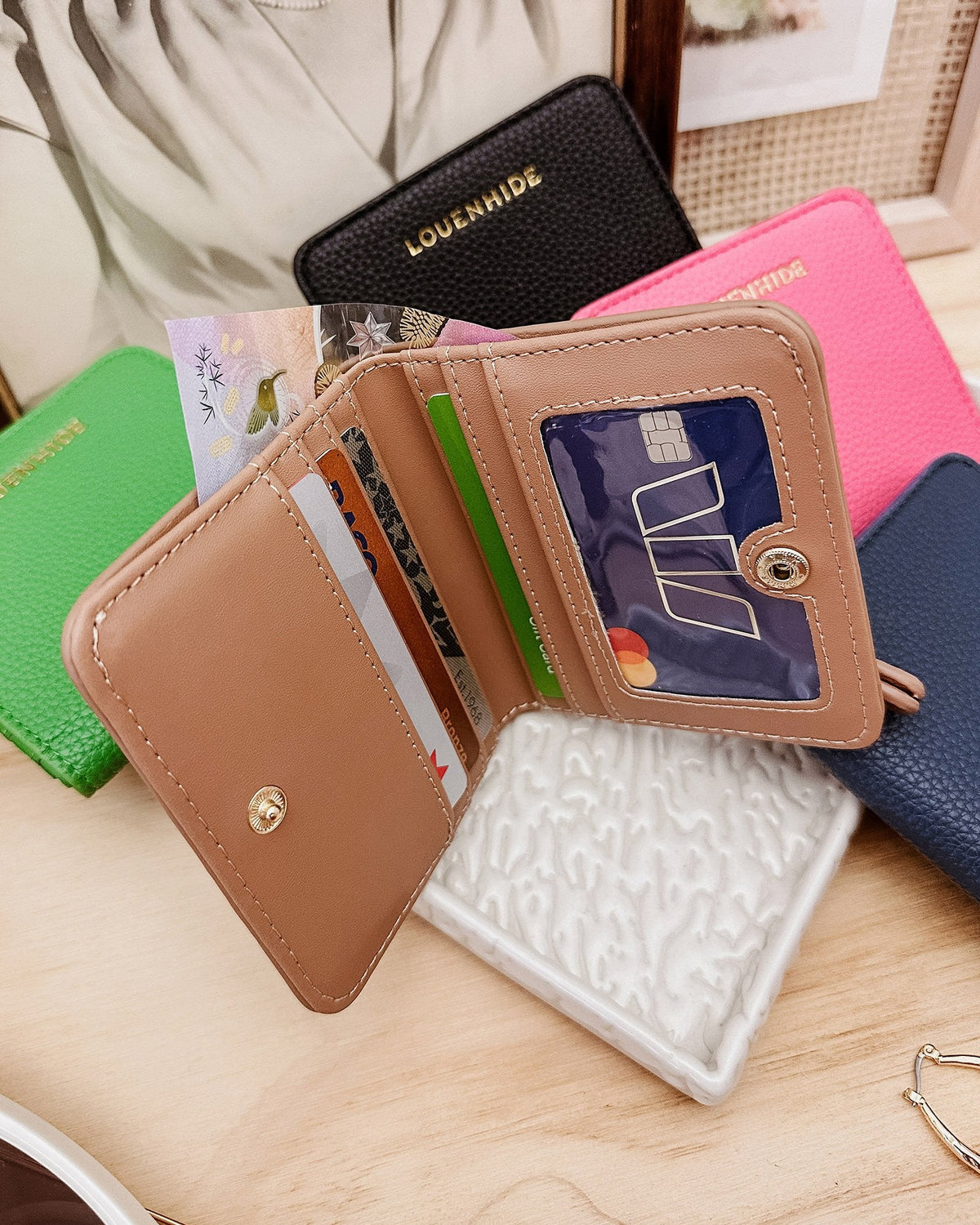 Louenhide Lily wallet in latte, interior detail