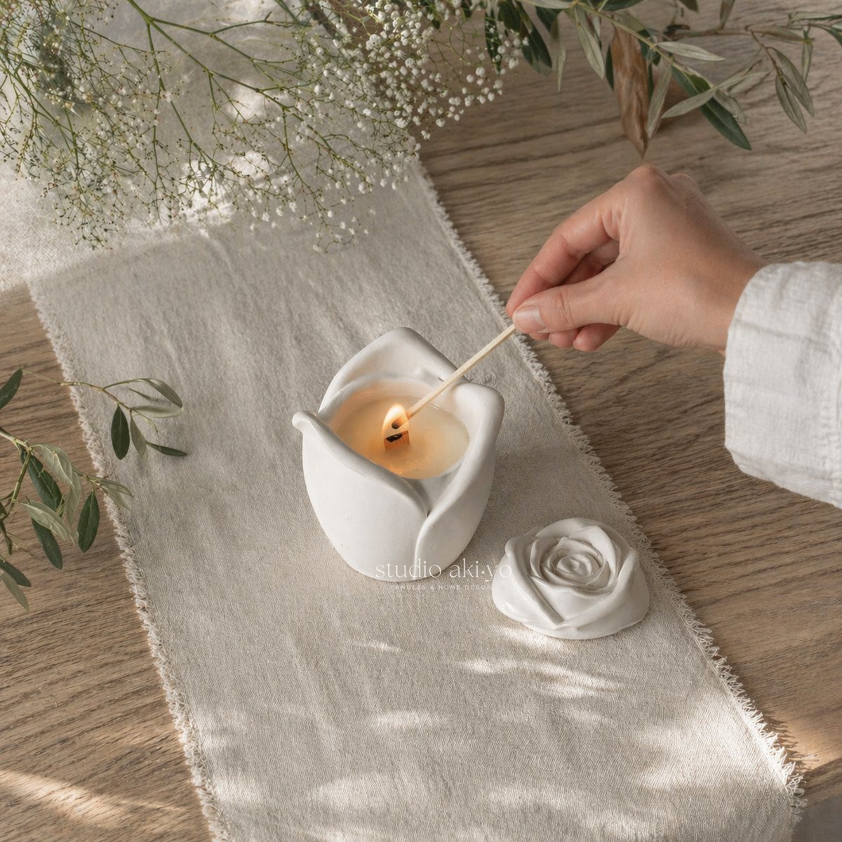 Rosebud candle styled