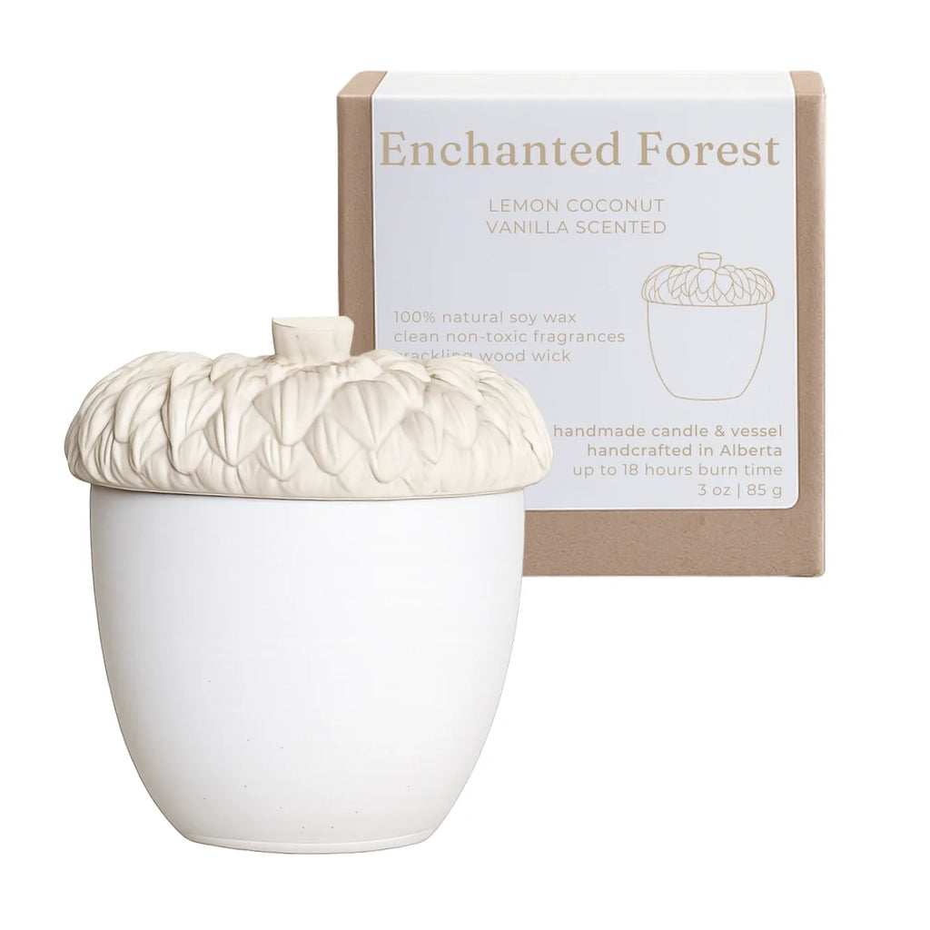 Studio Akiyo acorn soy candle lit